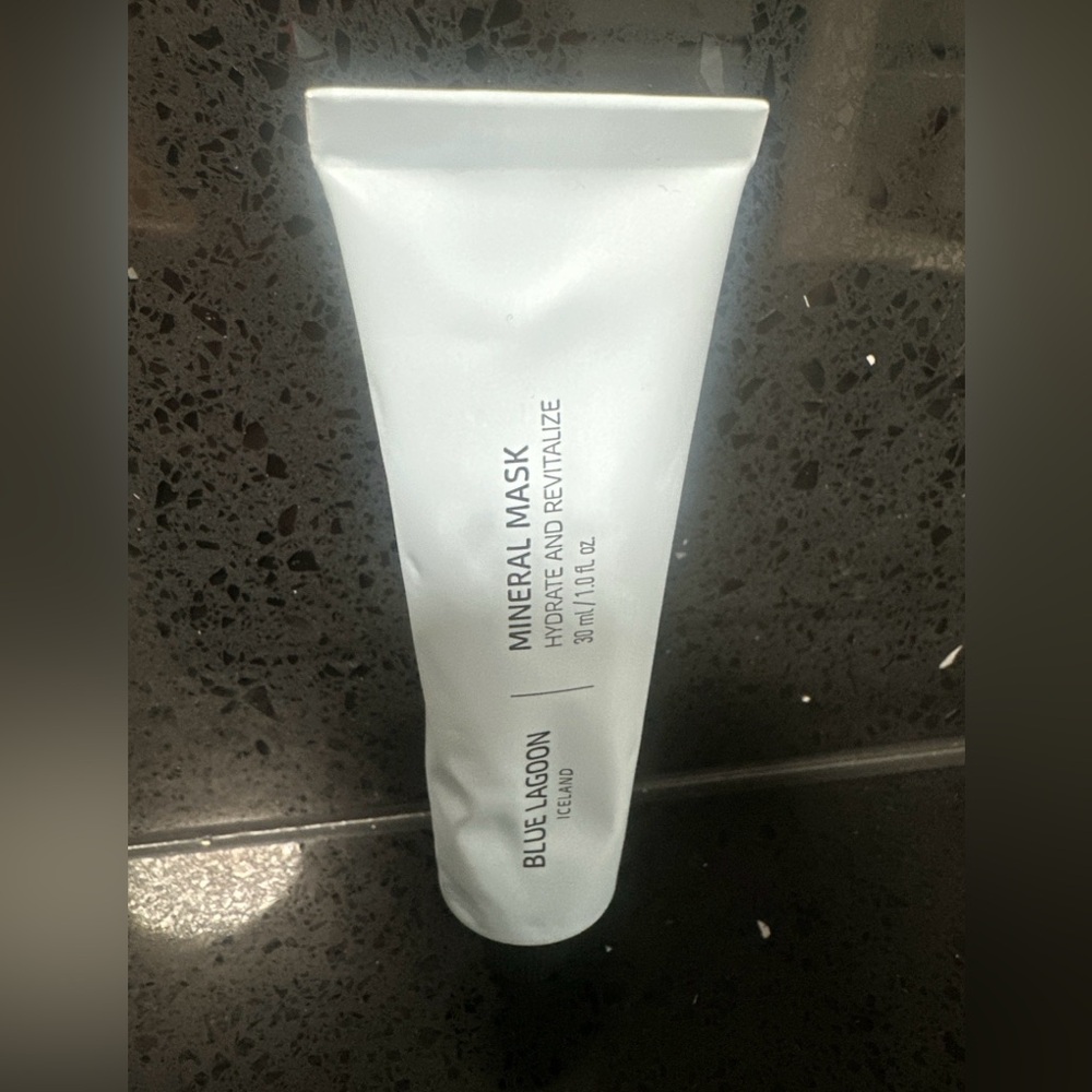 NEW Blue Lagoon Iceland - Mineral Mask 1.0 oz 30 mL Daily Or Overnight Mask